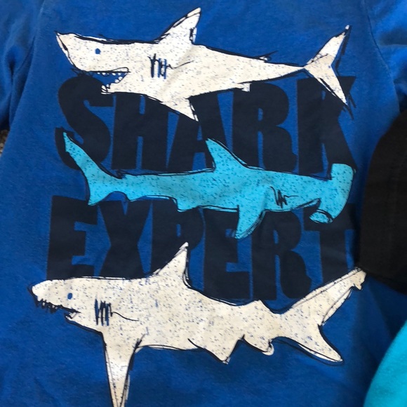 3 short sleeve tee bundle - Picture 3 of 4